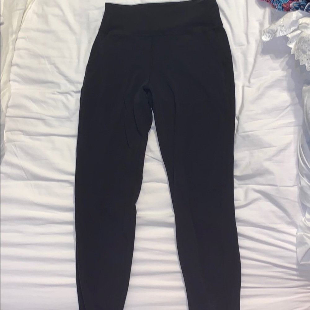 lululemon align joggers!